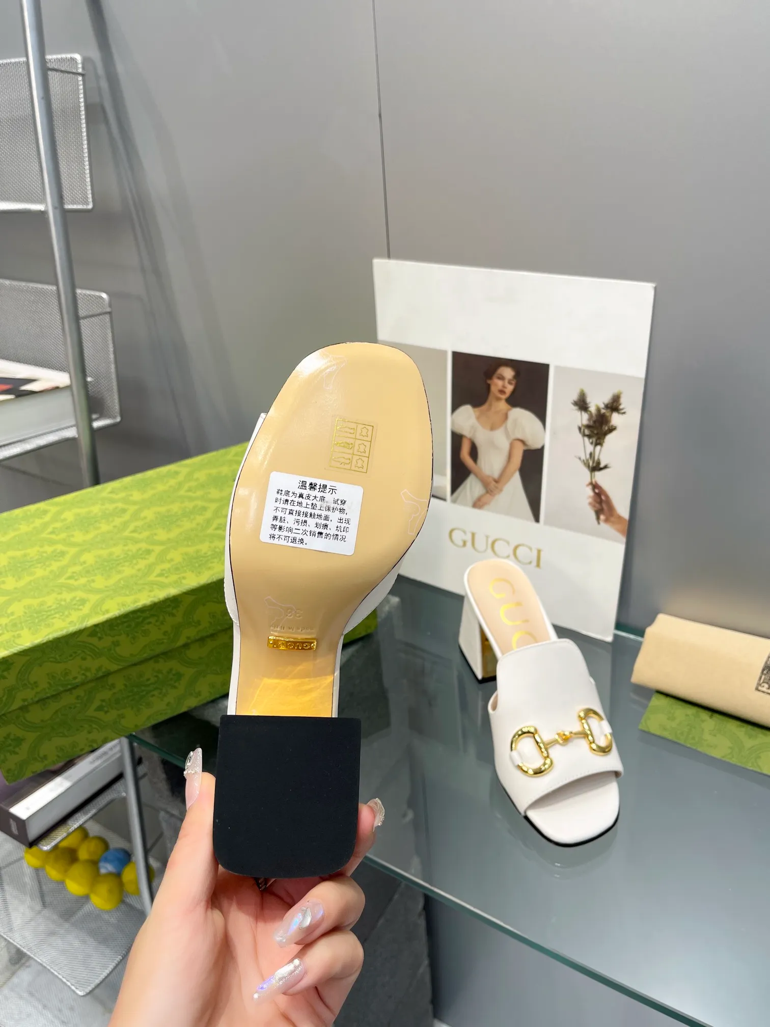 👟👟Ex-factory price👟👟Ex-factory price 460👟👟 gucci 2024 early spring horsebit new thick heel retro shoes, internet celebrity hot sandals, super versatile fashion items. Original 1:1 customized. It is worth mentioning the packaging. This year’s G family’s packaging is really high-end, and the original packaging is presented.  Material: original custom imported oil-waxed ancient soft sheepskin. Lining: high-end customized sheepskin. Italian genuine leather outsole. Heel height: 7.5cm. Heel electroplated gold+covered leather. Size: 34-41 (34, 40, 41 customized)